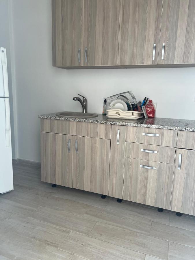 Apartments Stuart อัตเจฮะห์ ภายนอก รูปภาพ