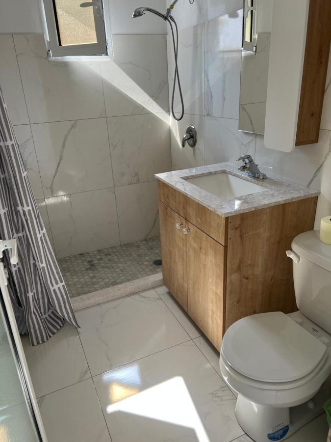 Apartments Stuart อัตเจฮะห์ ภายนอก รูปภาพ