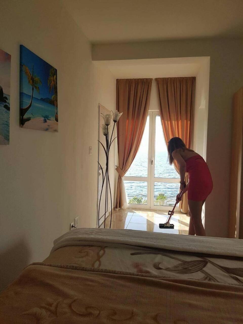 Apartments Stuart อัตเจฮะห์ ภายนอก รูปภาพ